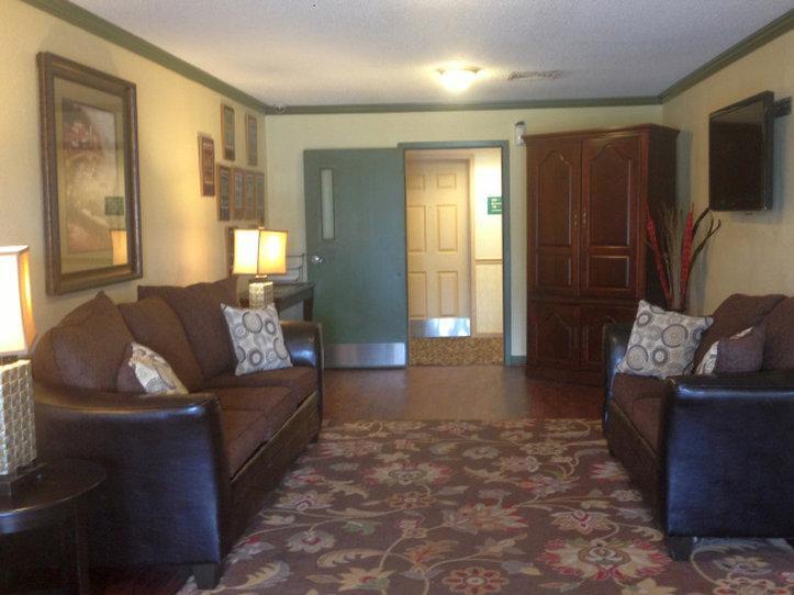 Intown Suites Extended Stay Decatur Al Exterior photo